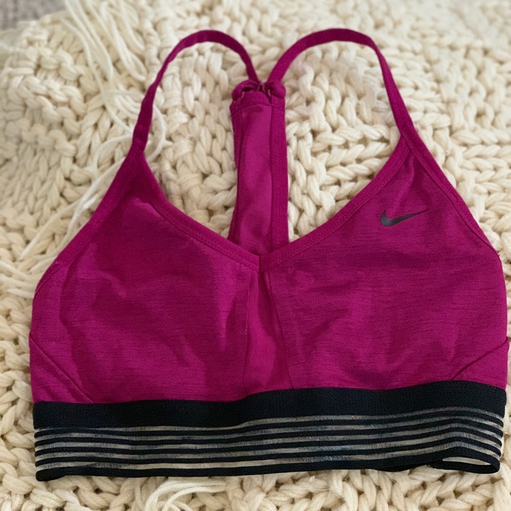 Nike size small sports bra in pink